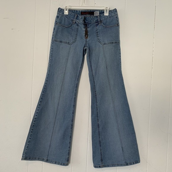 Mudd Jeans Vtg Mudd Womens 9 Jeans Denim Bell Bottoms Giant Zip Pull Y2k 9s Low Rise Poshmark